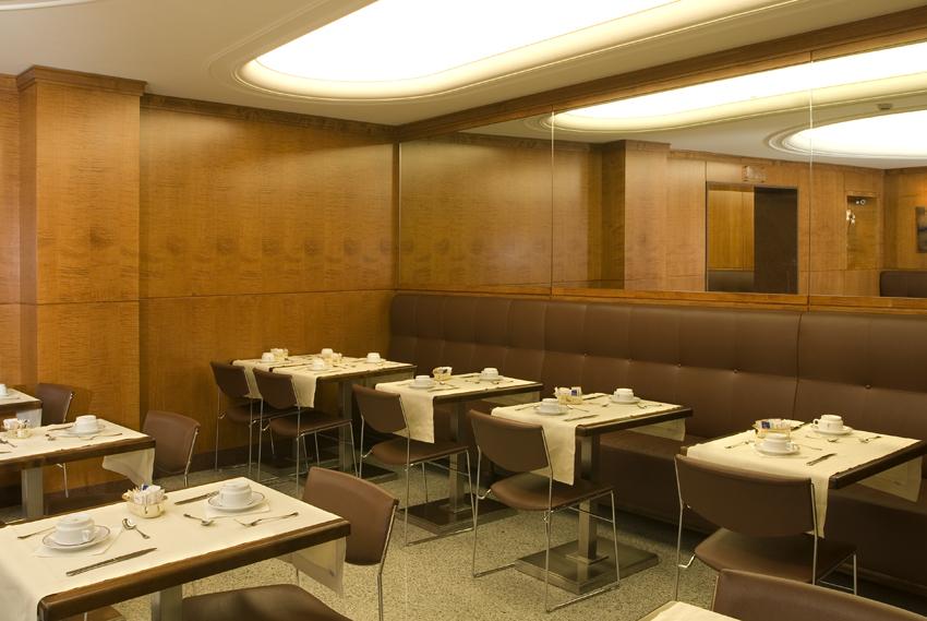 רומא Hotel Albergo Santa Chiara מראה חיצוני תמונה