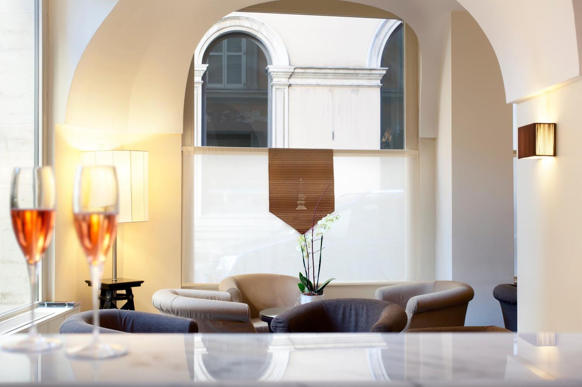 רומא Hotel Albergo Santa Chiara מראה חיצוני תמונה